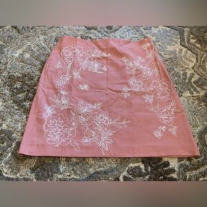 LOFT Women’s Pink Embroidered Skirt Size 6 Lined Short A Line Floral Zip NEW